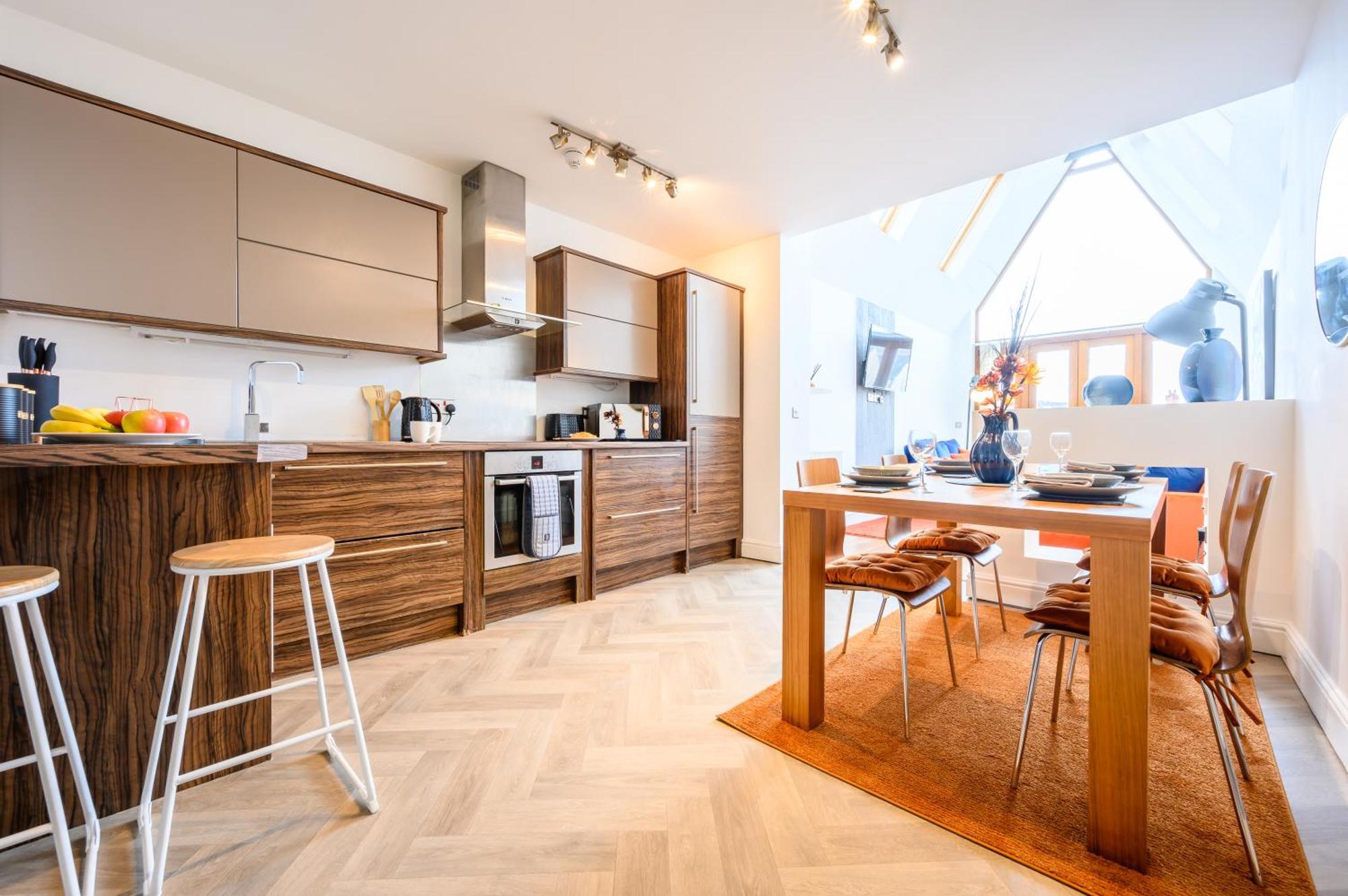 Llandaff Lofts By Ty Sa - 2 Bed With Terrace - Wifi Appartement Cardiff Buitenkant foto
